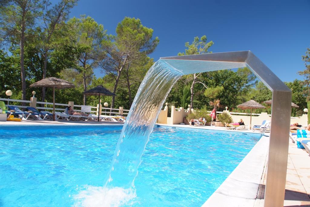 Camping Le Parc Saint-Paul-en-Forêt Zewnętrze zdjęcie